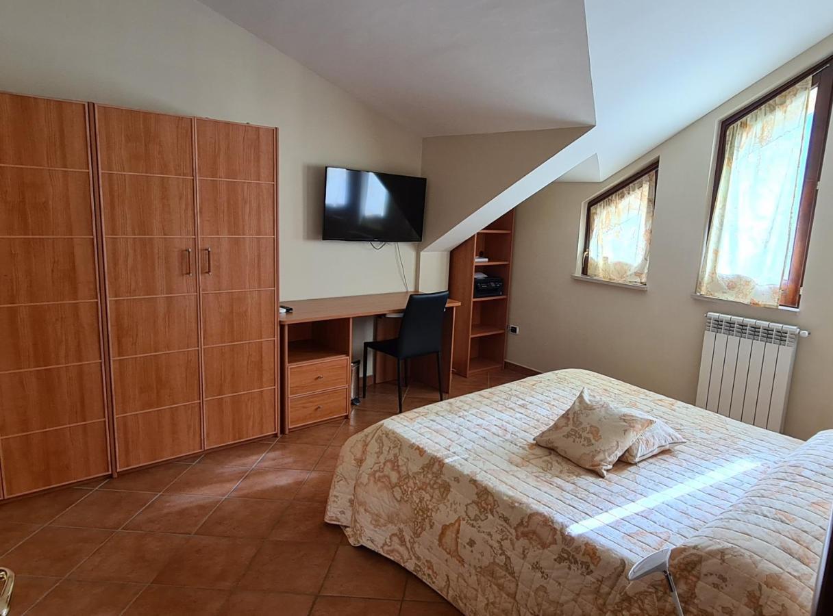 B&B Rossella Montoro Inferiore Exterior foto